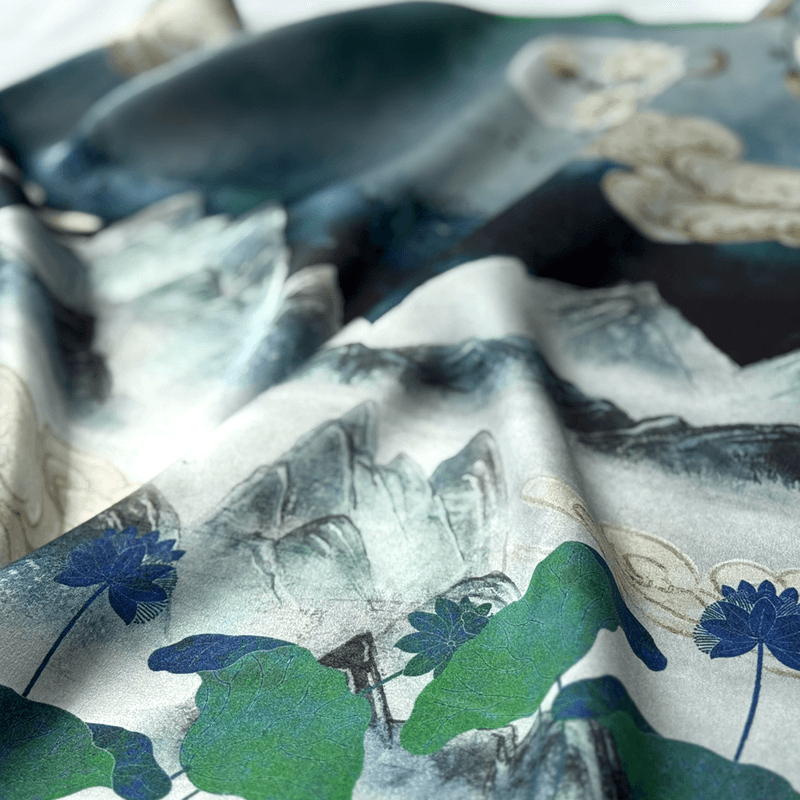 TÅKEDANS Silkeskjerf